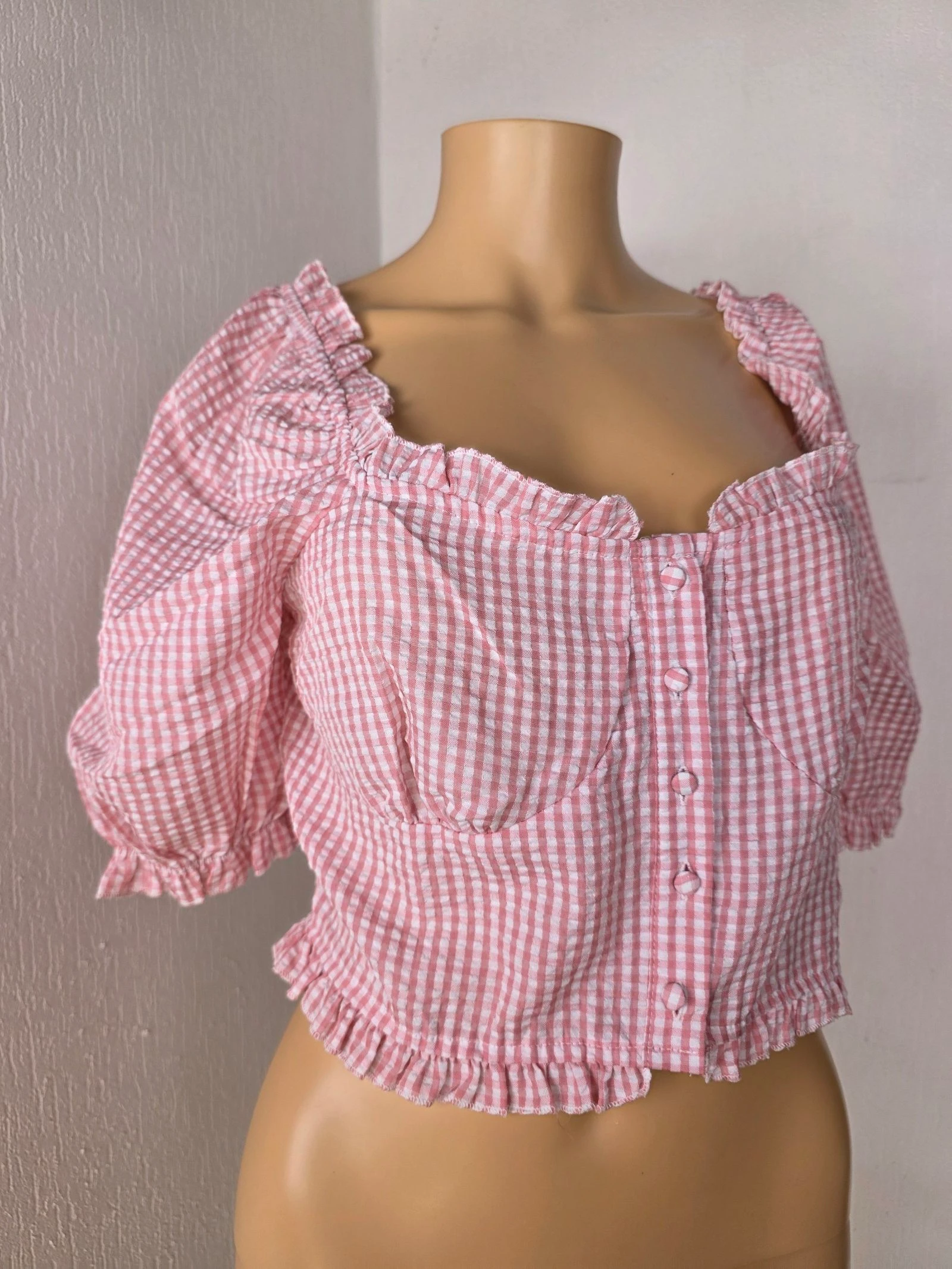 Top cropped vichy com ombros à mostra estilo milkmaid cottagecore rosa gingham milkmaid tamanho G – photo 3